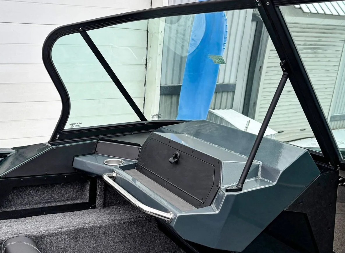 Windboat 6.0 EvoFish (XL) (зеленый металлик) - В наличии